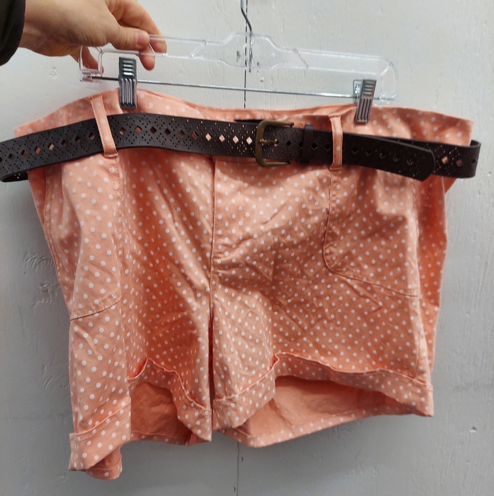 Torrid We Swear By The Fit Peach & White Polka Dot Patterned W/ Belt Short - Picture 11 of 11